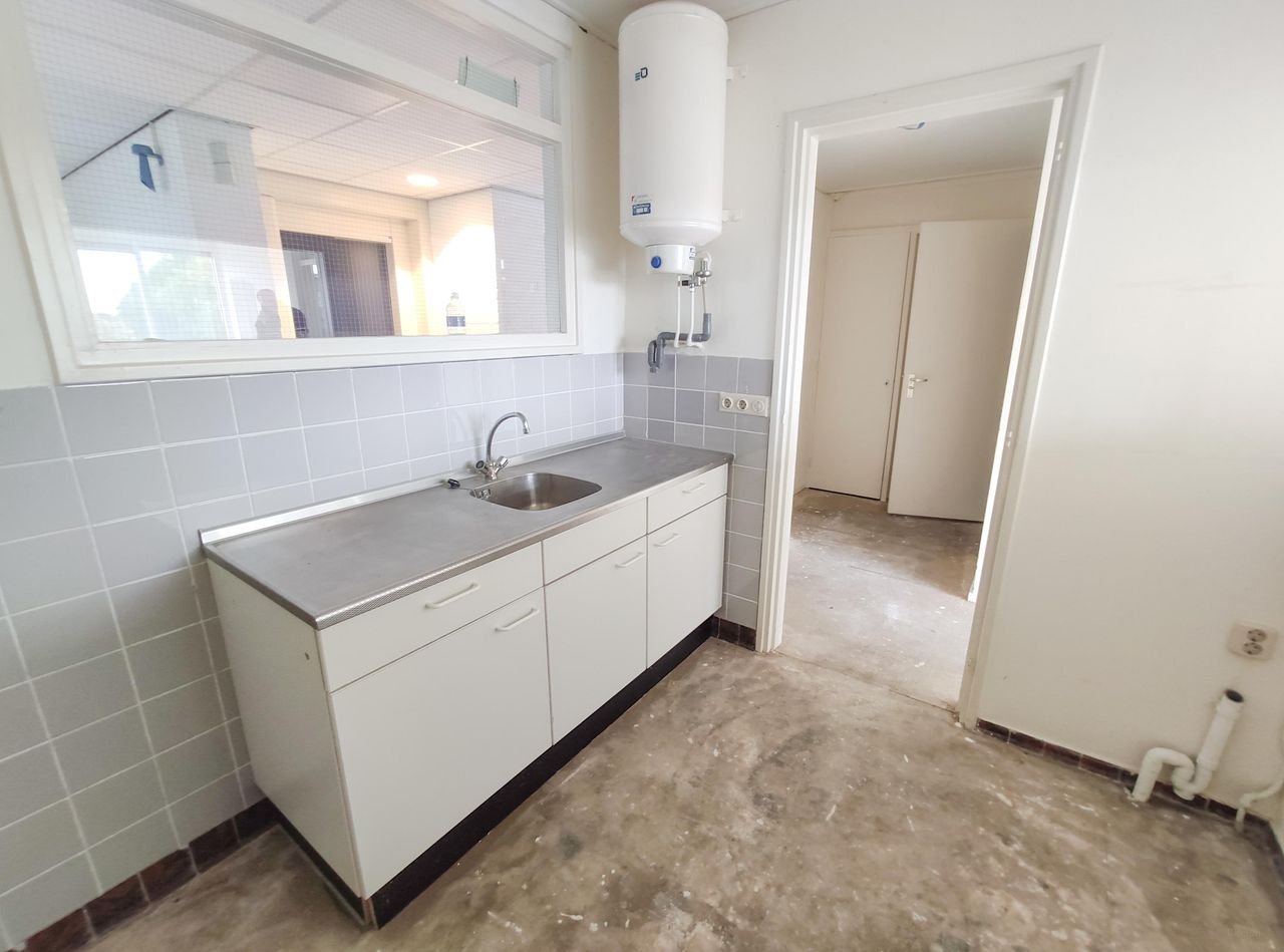 Comfortable 55+ apartment in Menaam - Image 4