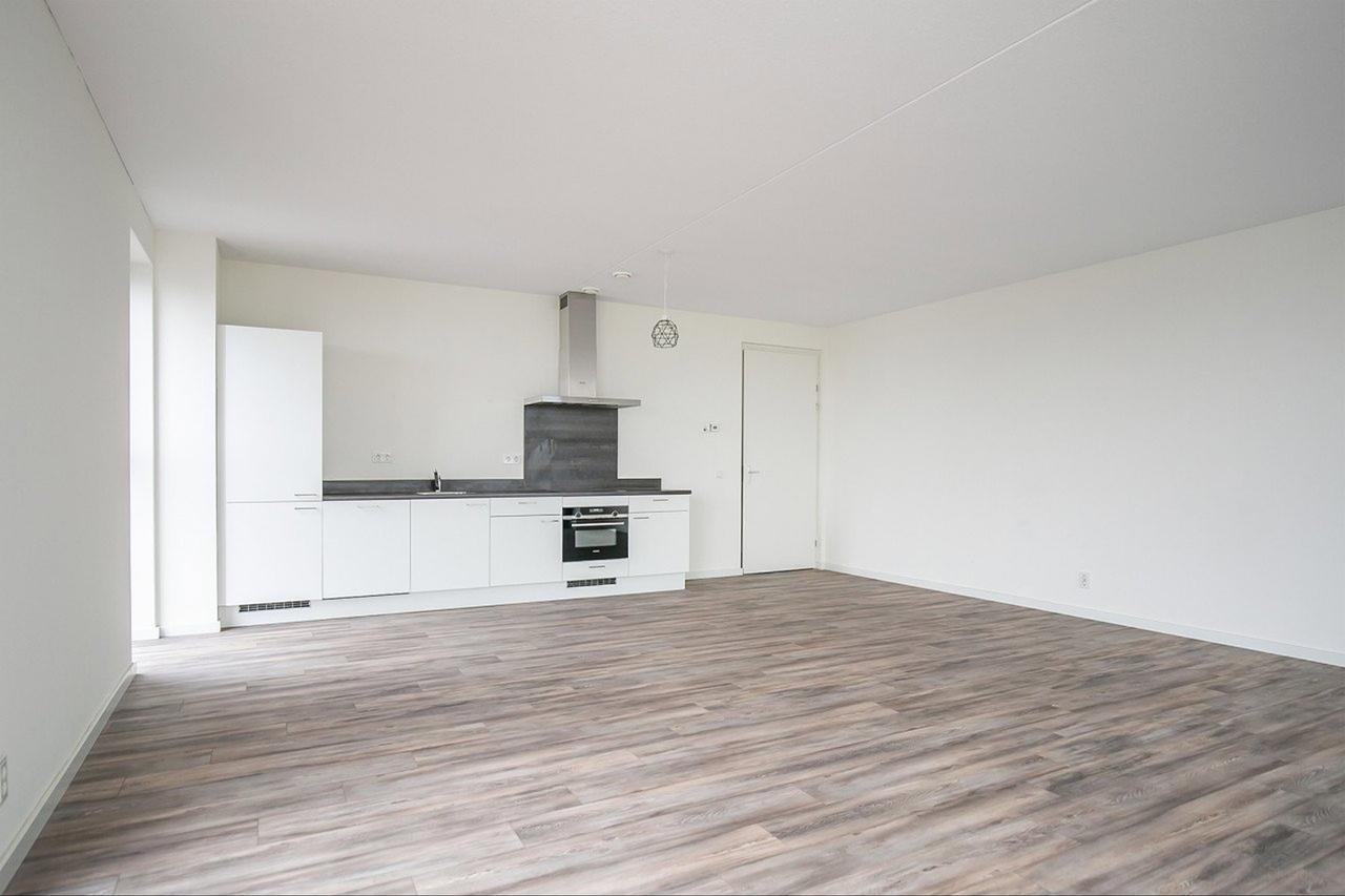 77 m² appartement met 2 slaapkamers - Afbeelding 10