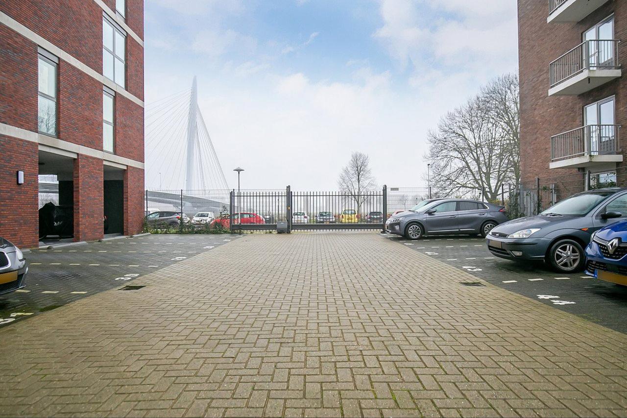 77 m² appartement met 2 slaapkamers - Afbeelding 17