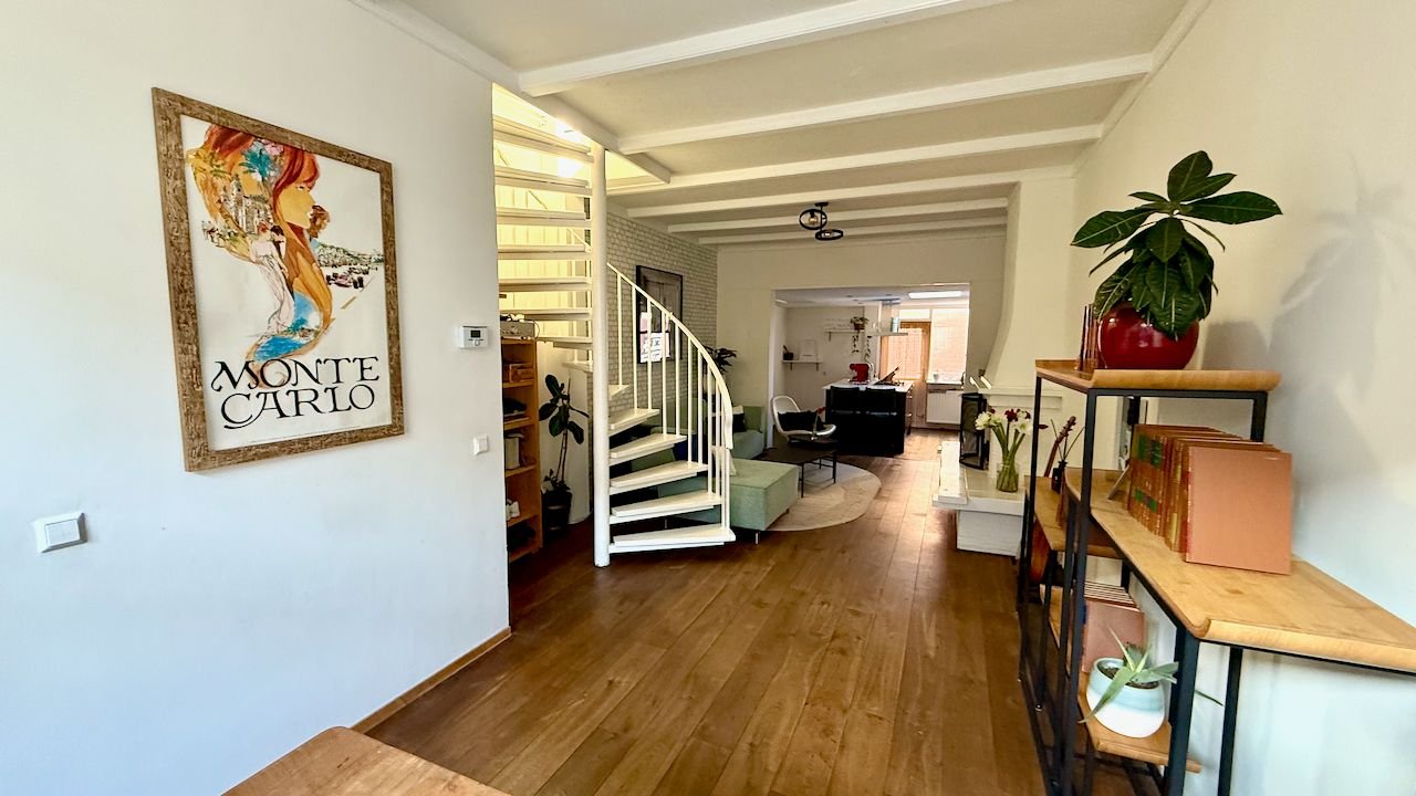 Moderne 2-kapper met kookeiland en tuin - Afbeelding 1