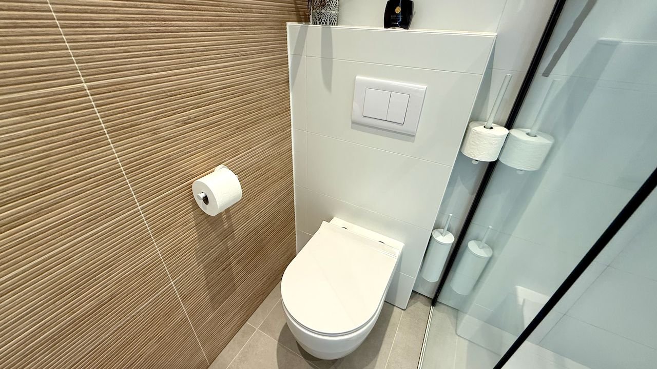 Moderne 2-kapper met kookeiland en tuin - Afbeelding 18