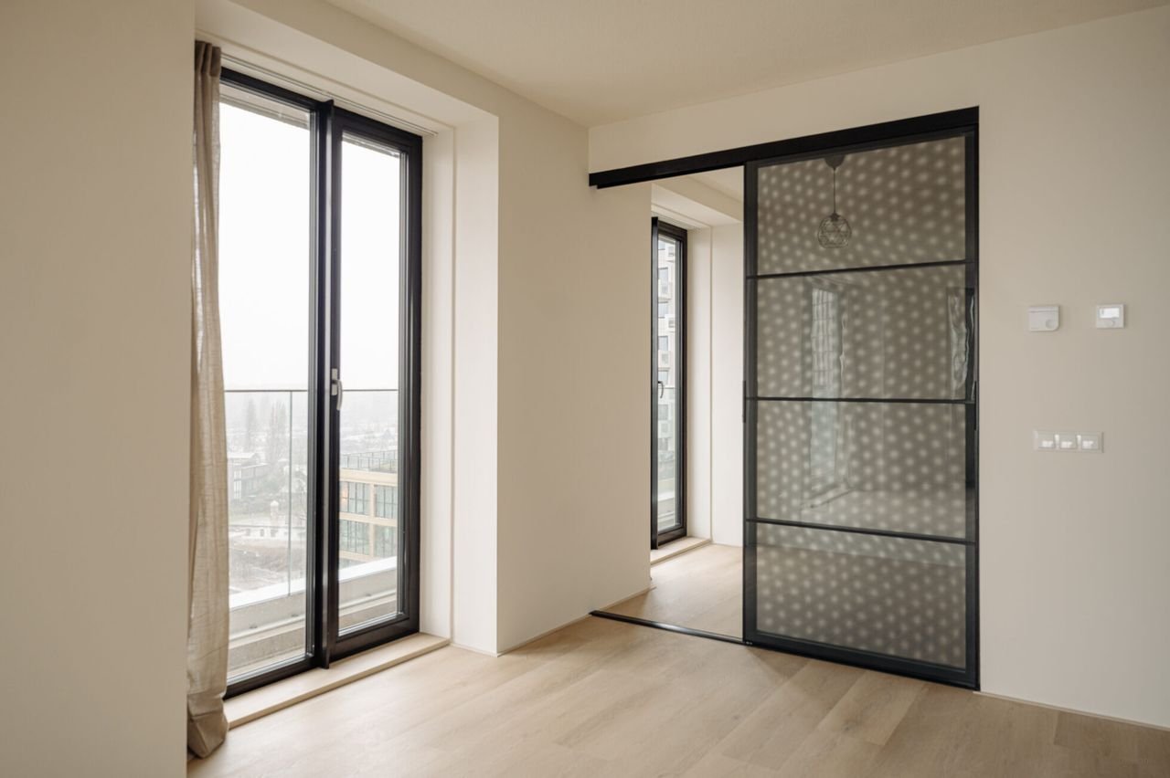 Licht appartement op de 11e etage - Afbeelding 5