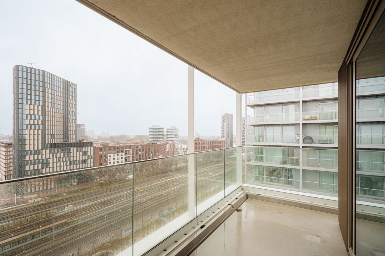 Licht appartement op de 11e etage - Afbeelding 3