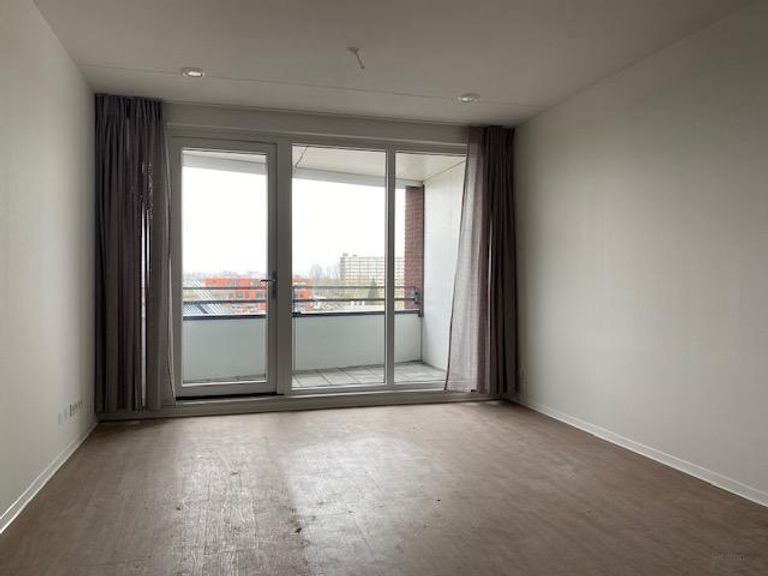 Modern apartment with parking in Goes - Image 8