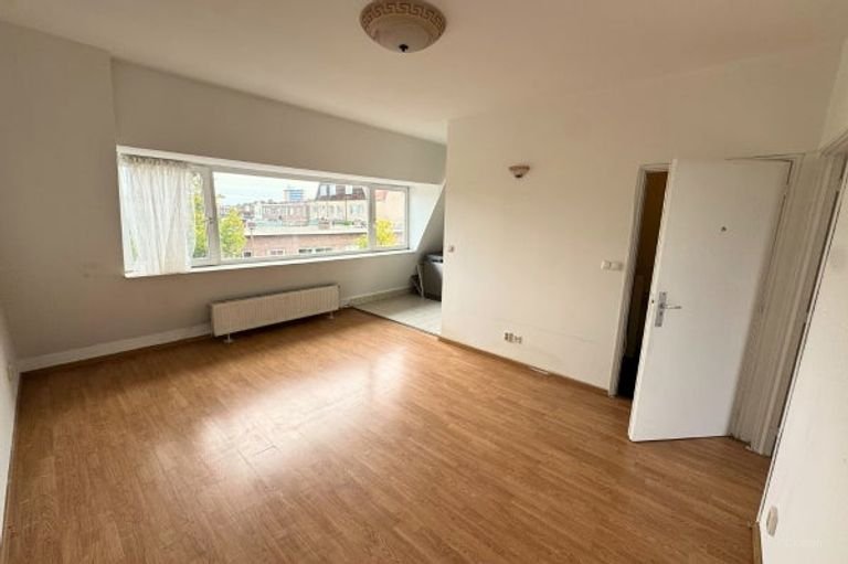 Short stay just 5 minutes by bike from the city center - Image 2