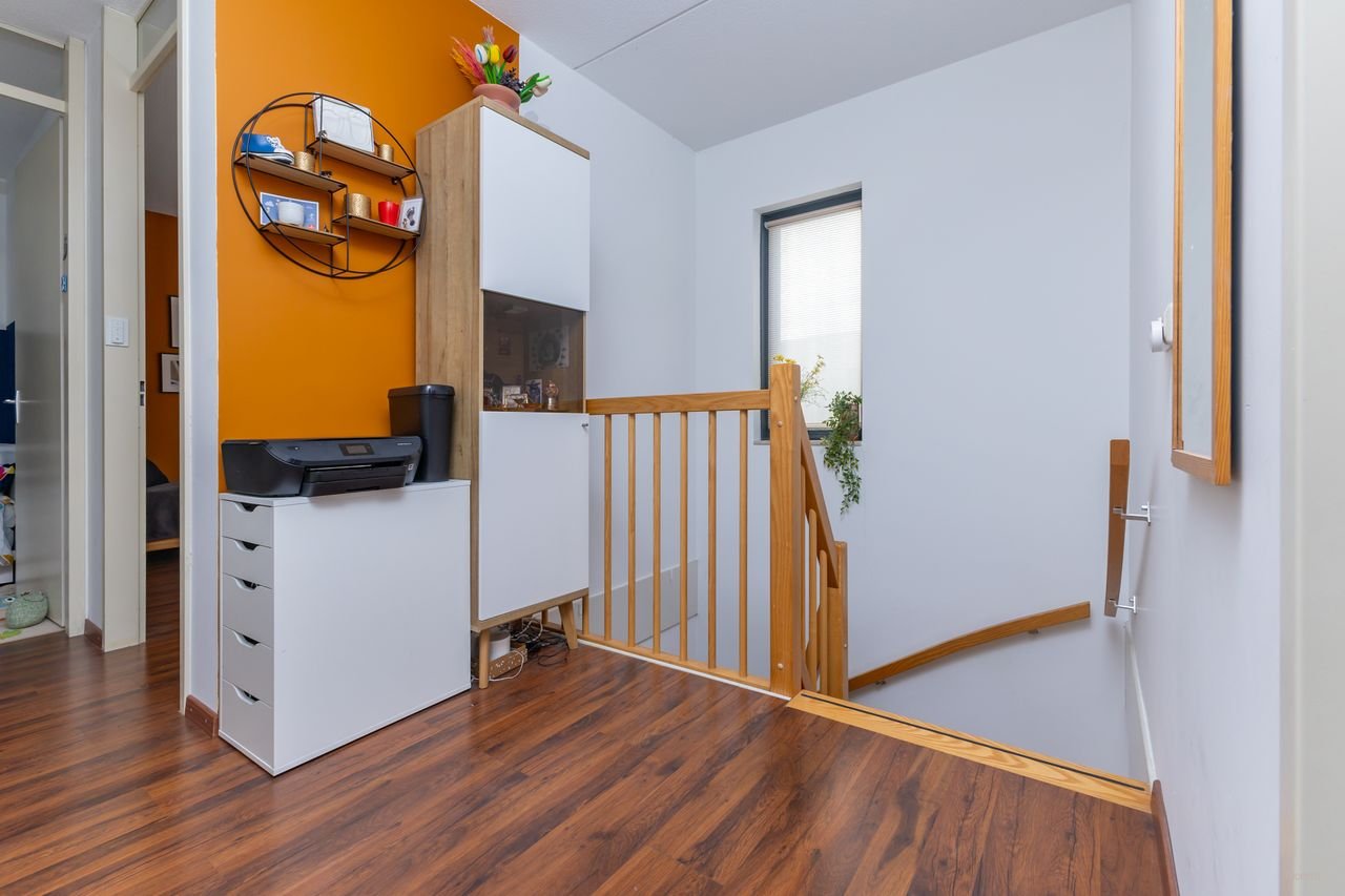 Modern huis met kantoor en carport - Afbeelding 15