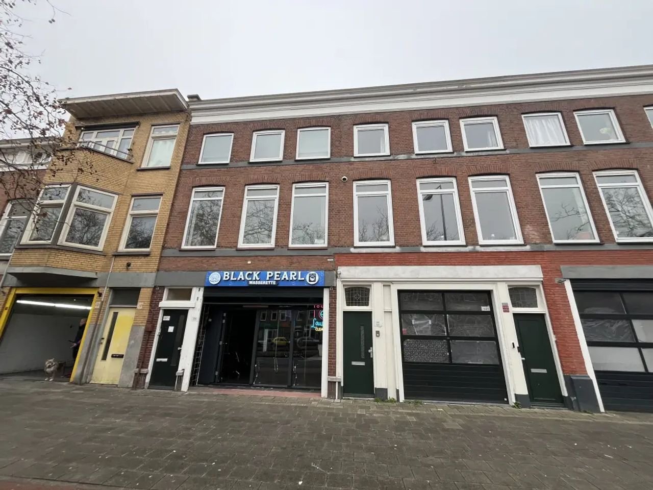 1-bedroom apartment with terrace on Loosduinseweg - Image 1