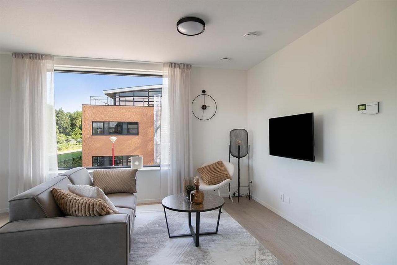 Gemeubileerd 3-kamerappartement met balkon - Afbeelding 2