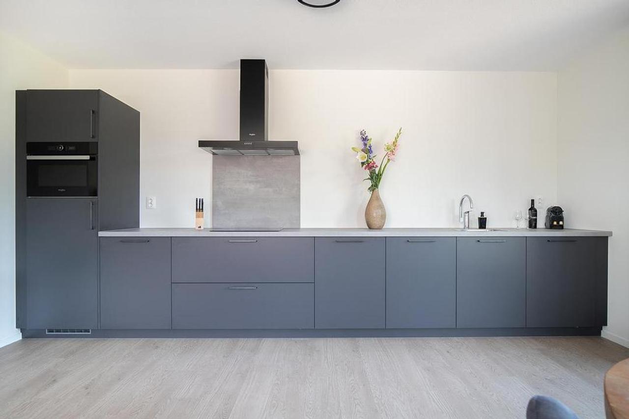 Gemeubileerd 3-kamerappartement met balkon - Afbeelding 7