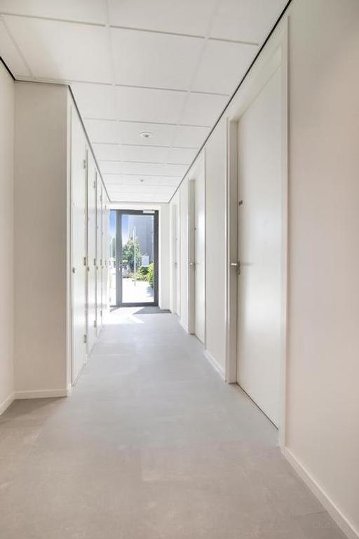 Gemeubileerd 3-kamerappartement met balkon - Afbeelding 21