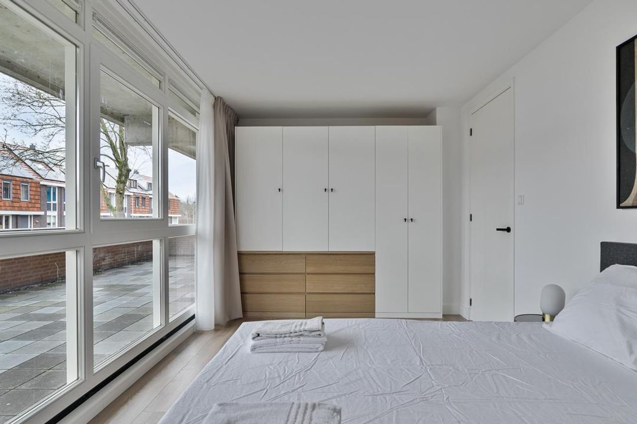 Modern en gemeubileerd in Blaricum - Afbeelding 10