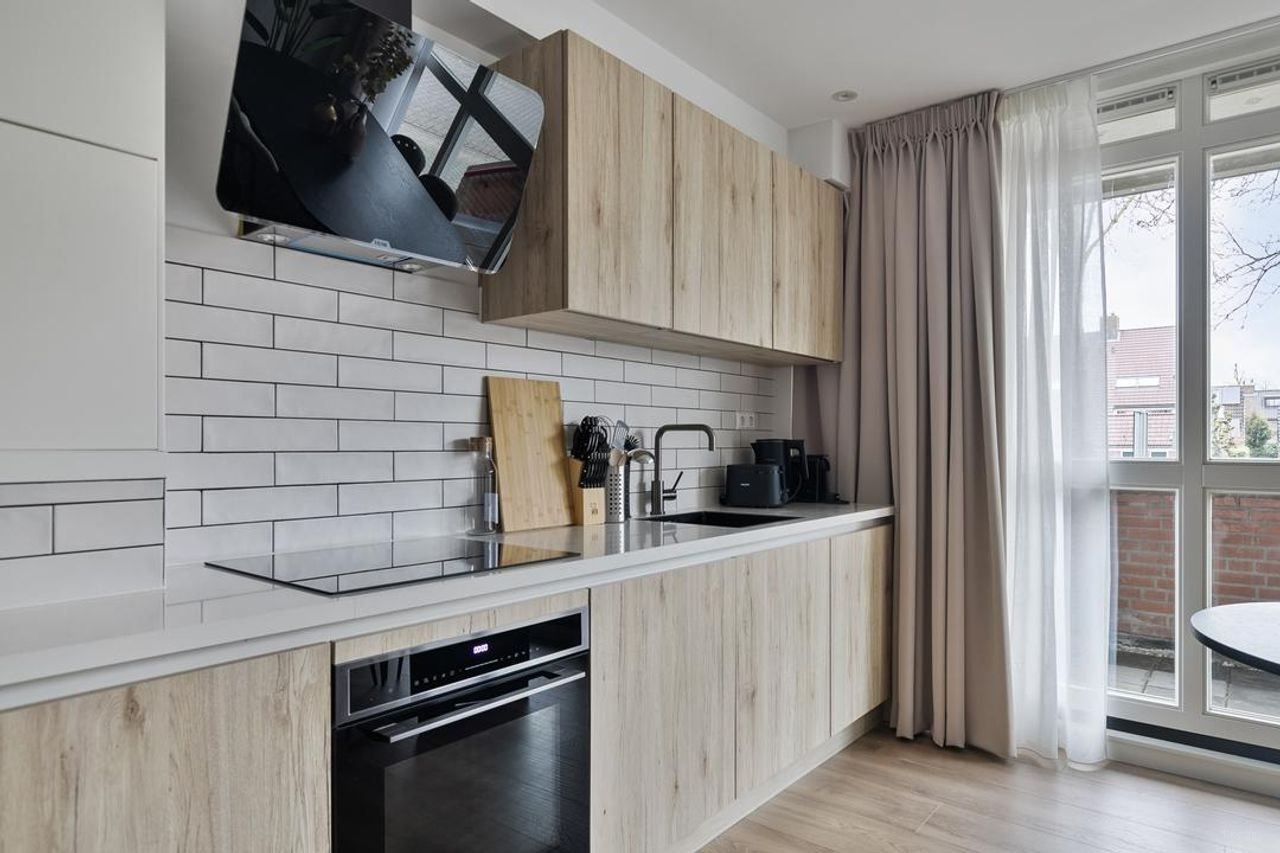 Modern en gemeubileerd in Blaricum - Afbeelding 3