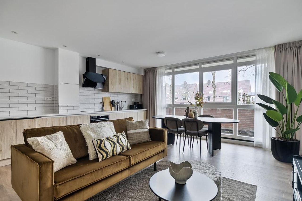 Modern en gemeubileerd in Blaricum - Afbeelding 5