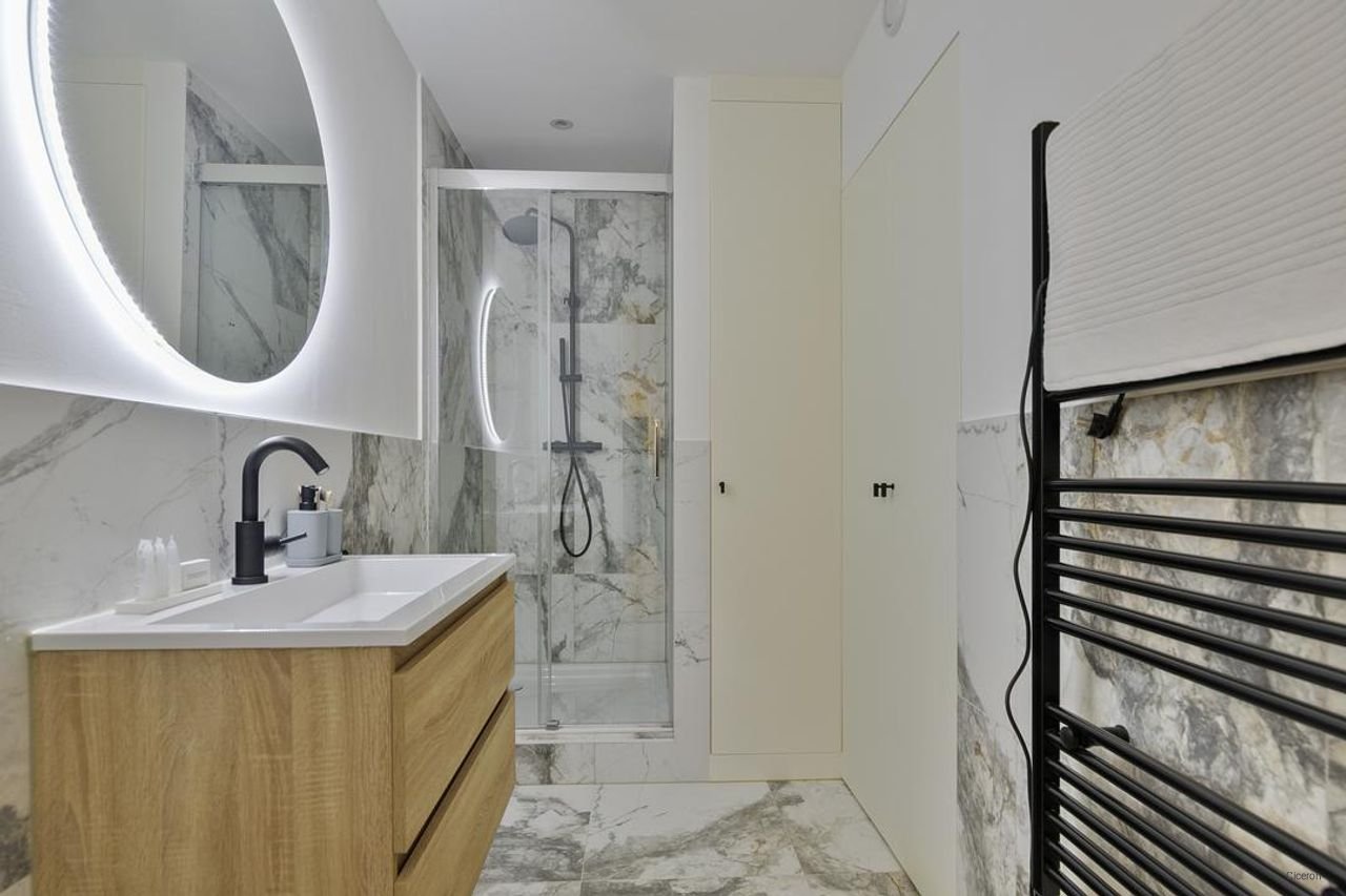 Modern en gemeubileerd in Blaricum - Afbeelding 11