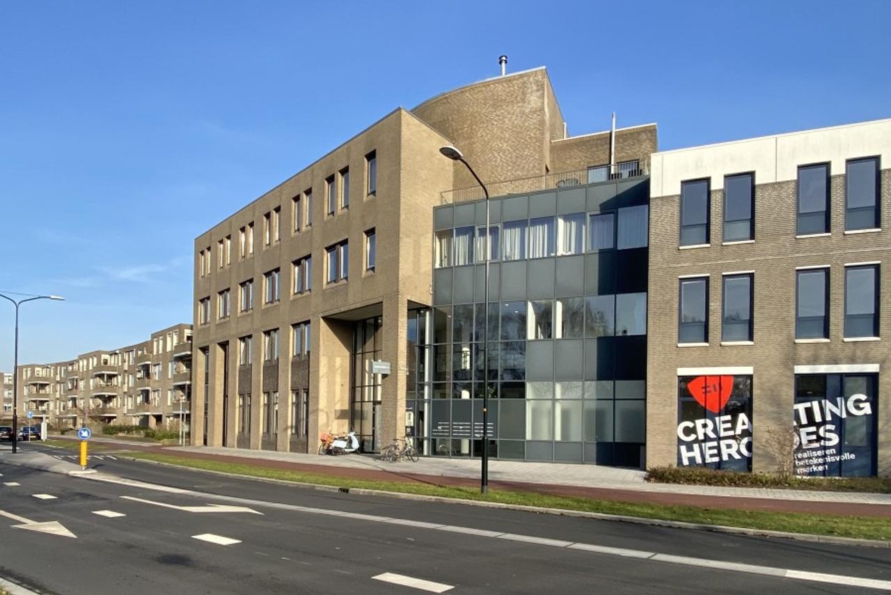 Studio with roof terrace in Apeldoorn - Image 1