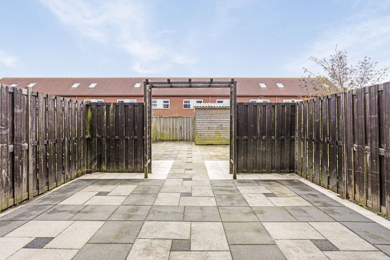 Spacious family home near Strand van Luna - Image 9