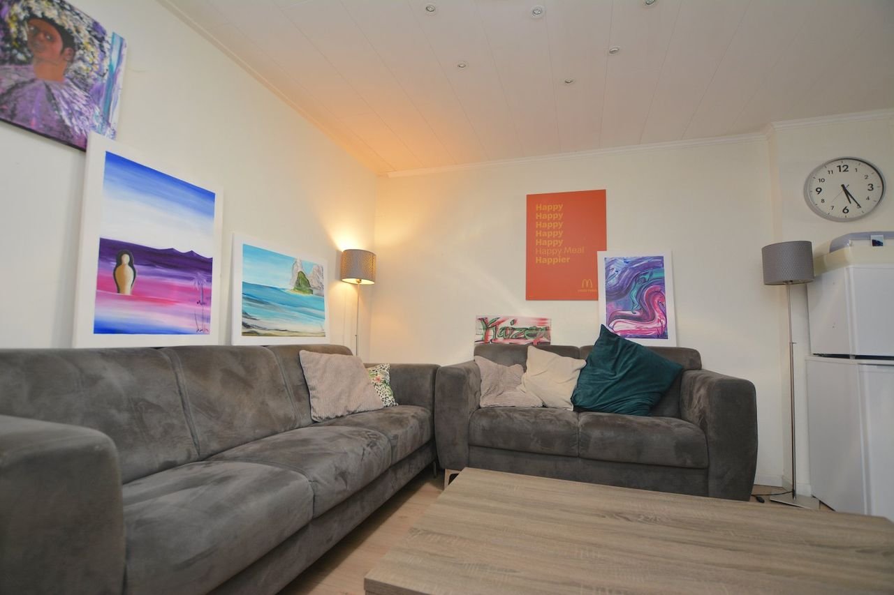 Room with balcony near Emmen city center - Image 14