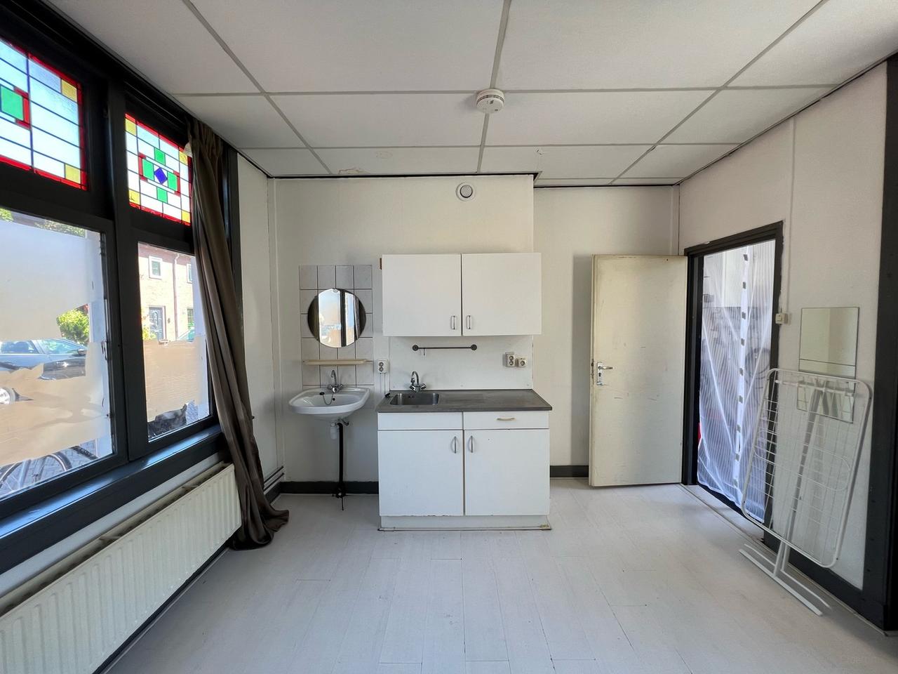 15 m² Room with Kitchen in Assendorp - Image 4