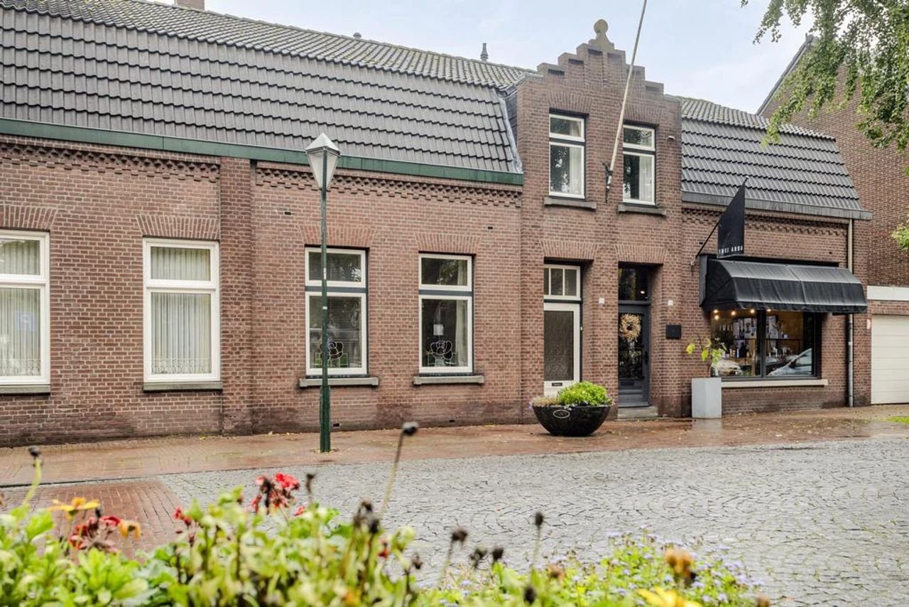 Gemoderniseerd huis in hartje Sevenum - Afbeelding 1