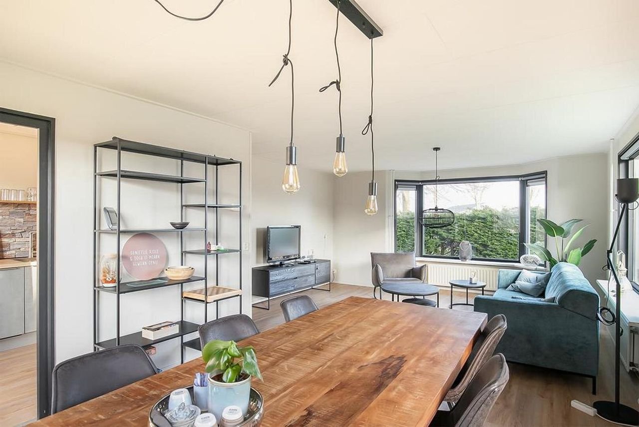 Vrijstaand wonen met garage in Deinum - Afbeelding 8