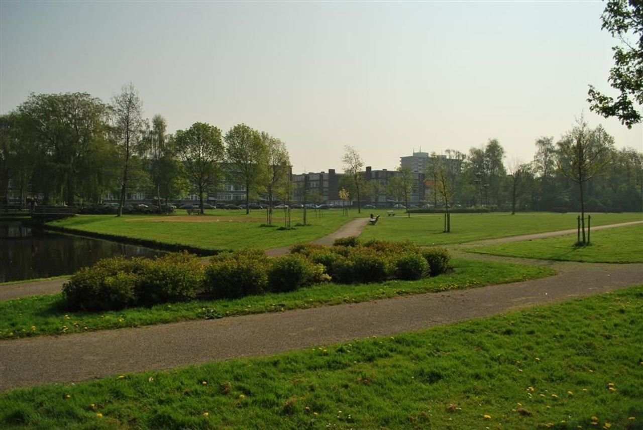 Royaal 4-kamer appartement met eigen parkeerplaats - Afbeelding 22