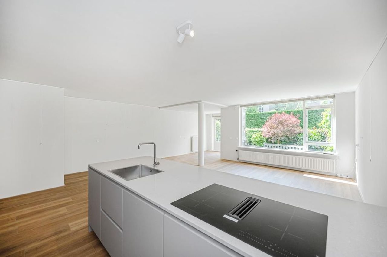 Ruime benedenwoning (93 m²) met tuin en parking - Afbeelding 6