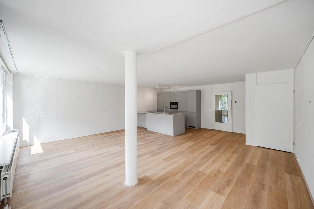 Ruime benedenwoning (93 m²) met tuin en parking - Afbeelding 5