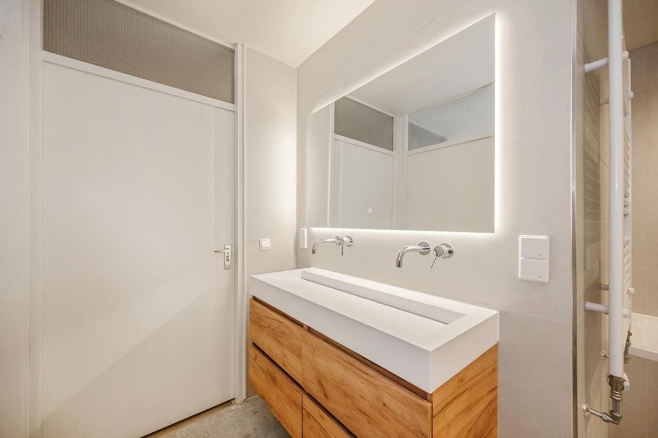 Ruime benedenwoning (93 m²) met tuin en parking - Afbeelding 11