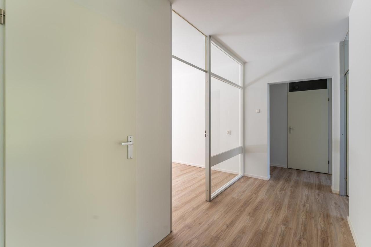 100 m² hoekappartement vol daglicht - Afbeelding 5