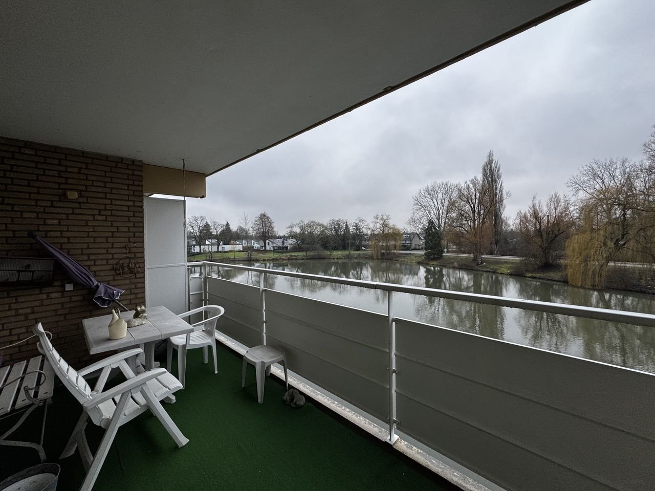 Licht 3-kamerappartement met balkon in Eckart - Afbeelding 10