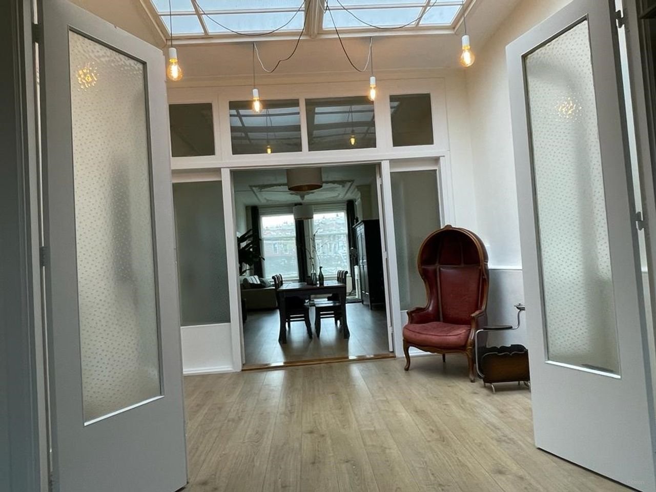 Ground floor apartment with garden on the canal - Image 6