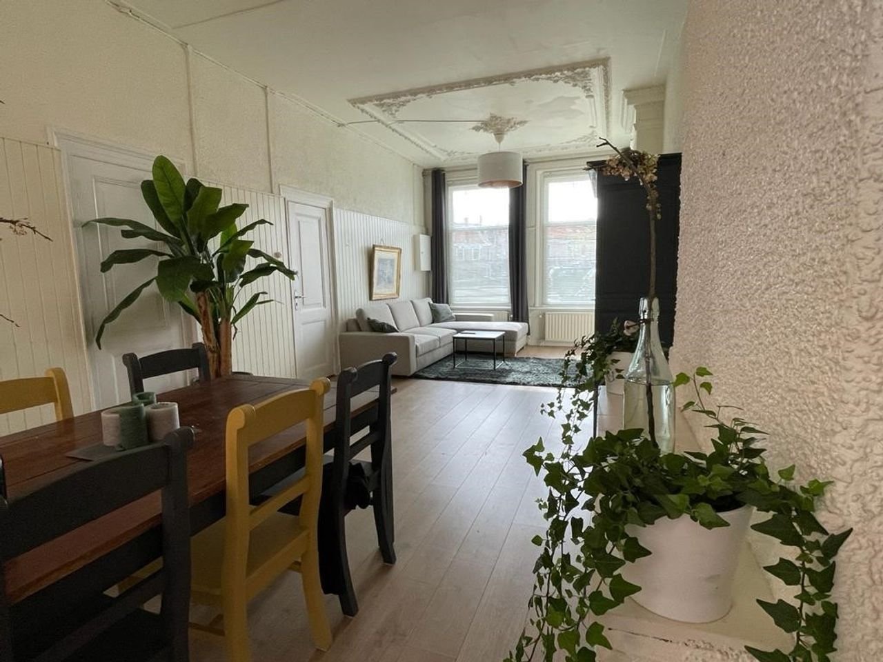 Ground floor apartment with garden on the canal - Image 3