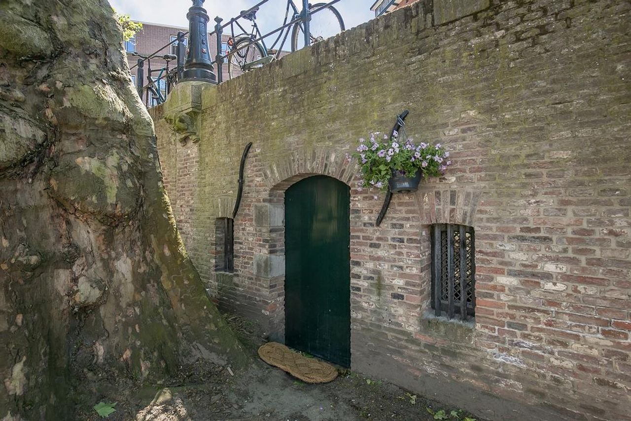 Ingerichte werfstudio met terras - Afbeelding 14