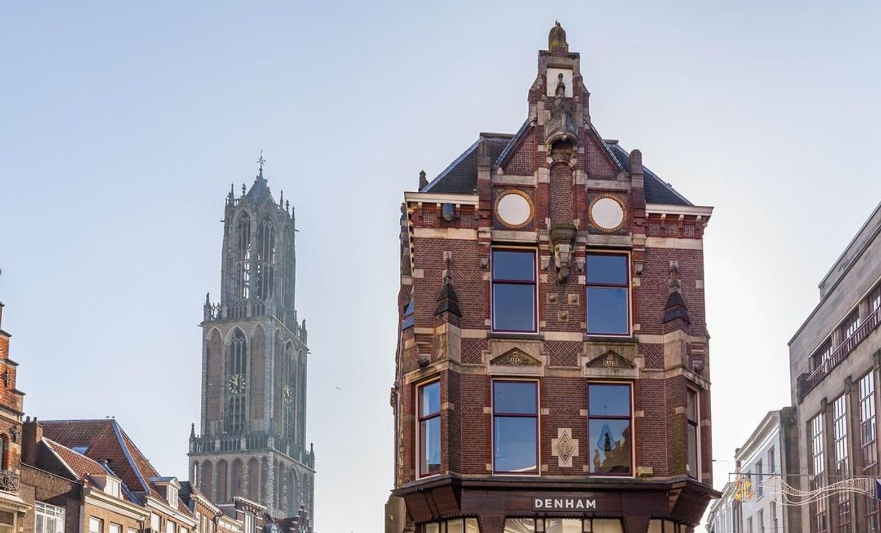 Gerenoveerd appartement met Domzicht - Afbeelding 20