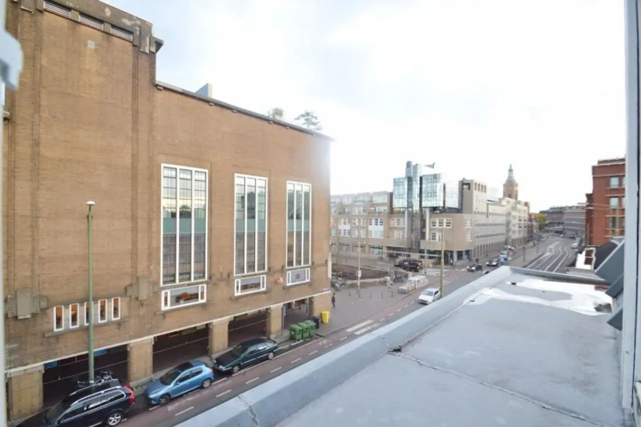 2-kamerappartement met balkon in Zeeheldenkwartier - Afbeelding 2