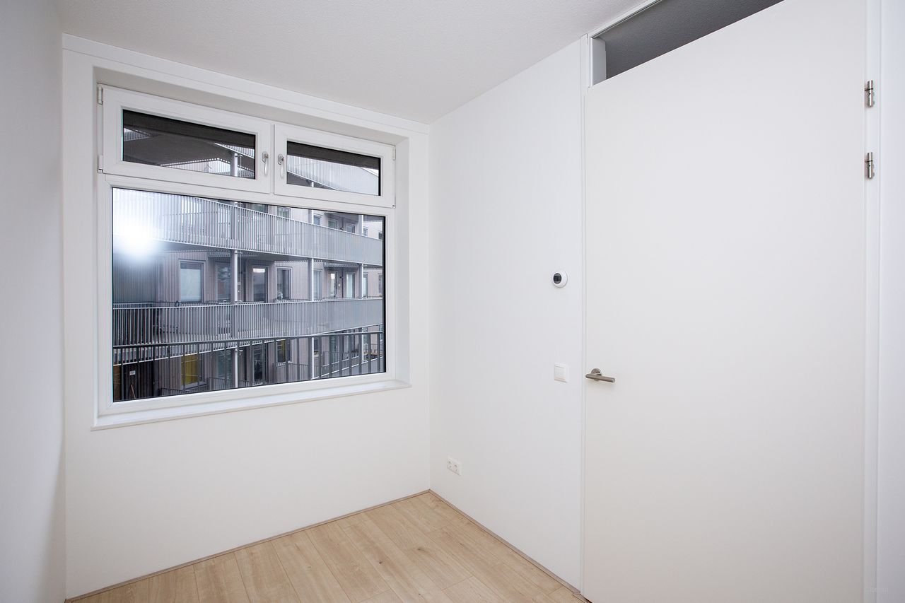 Gloednieuw 3-kamerappartement met label A++ - Afbeelding 15