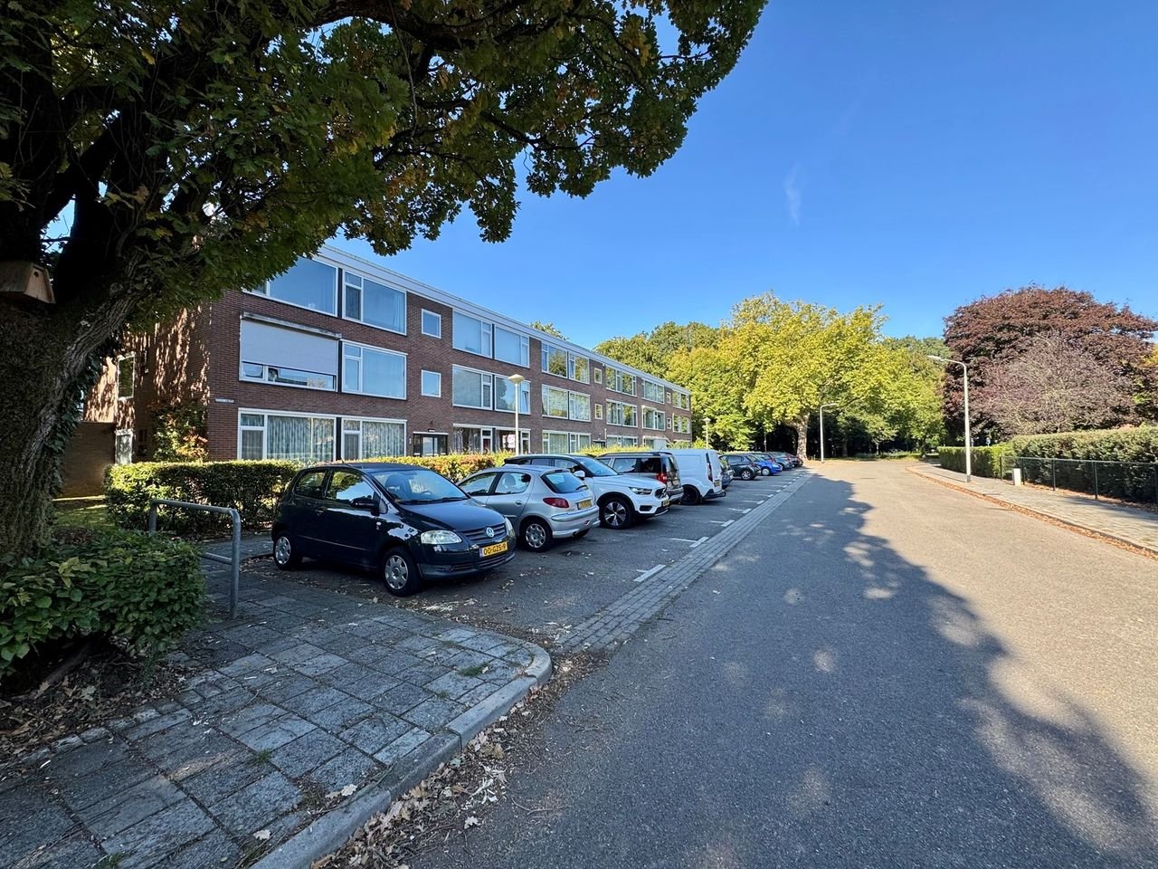 Sunny 2-bedroom apartment in Hazenkamp - Image 29