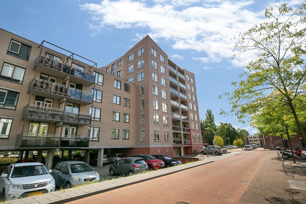 Centrum Almelo: 3 kamers én eigen parkeerplek - Afbeelding 17