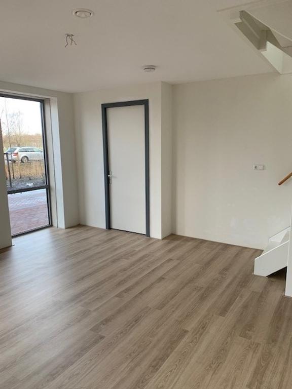 Bright maisonette with balcony in Vijverpark - Image 2