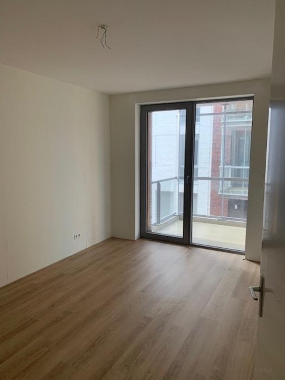 Bright maisonette with balcony in Vijverpark - Image 7