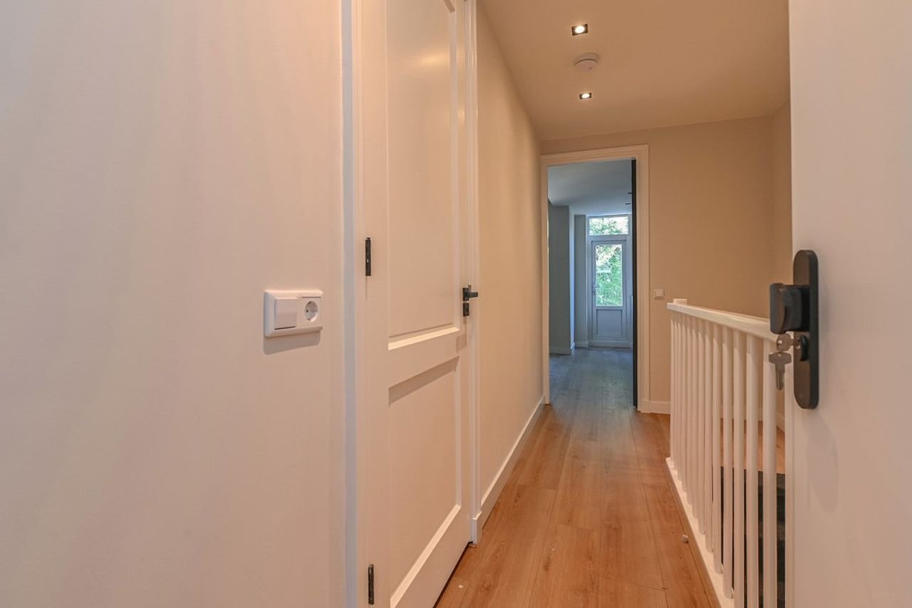 Benedenwoning van 105 m² met royale tuin - Afbeelding 3