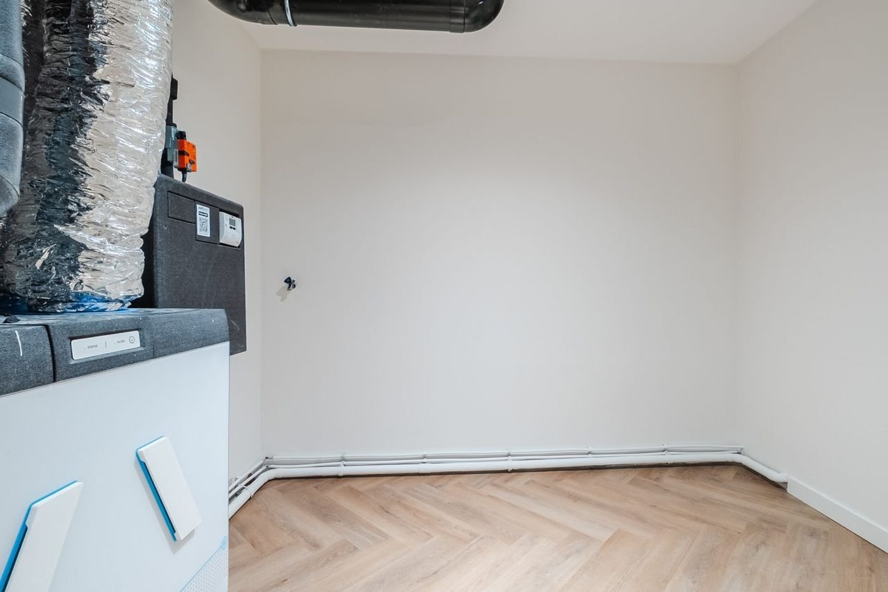 Spacious apartment (136m²) with balcony - Image 7