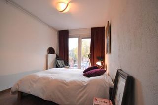 Sunny 1-Bedroom Apartment with Balcony - Image 8