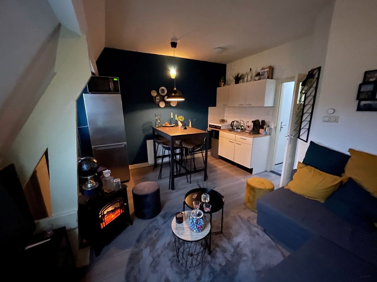 Appartement met dakterras in Rivierenwijk - Afbeelding 1