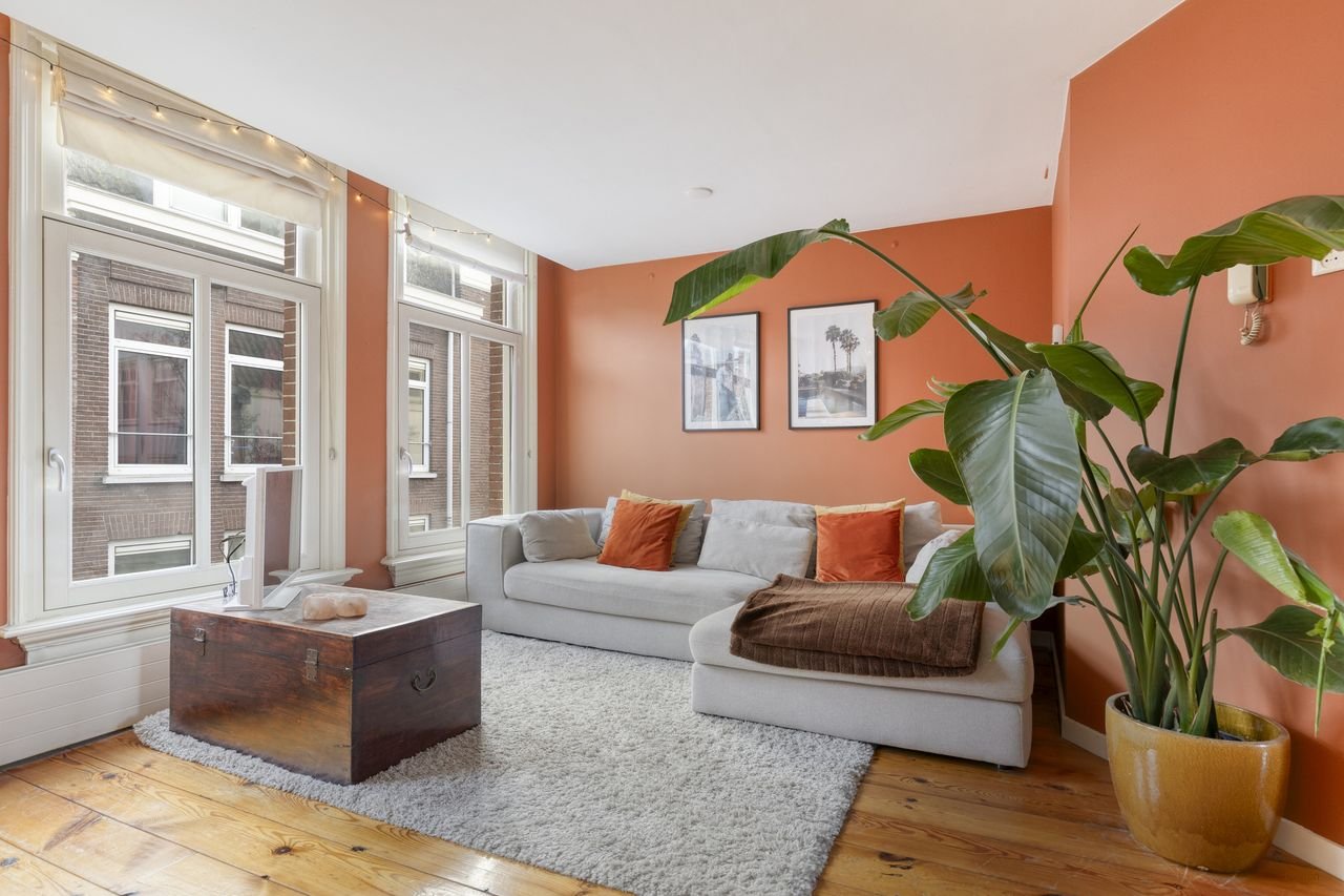 Lichte short-stay met terras in Haarlemmerbuurt - Afbeelding 2