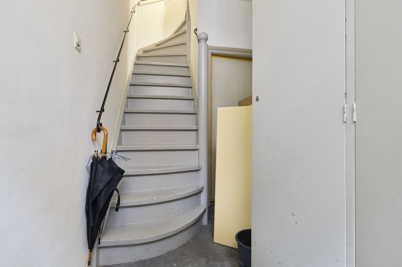 Lichte short-stay met terras in Haarlemmerbuurt - Afbeelding 3