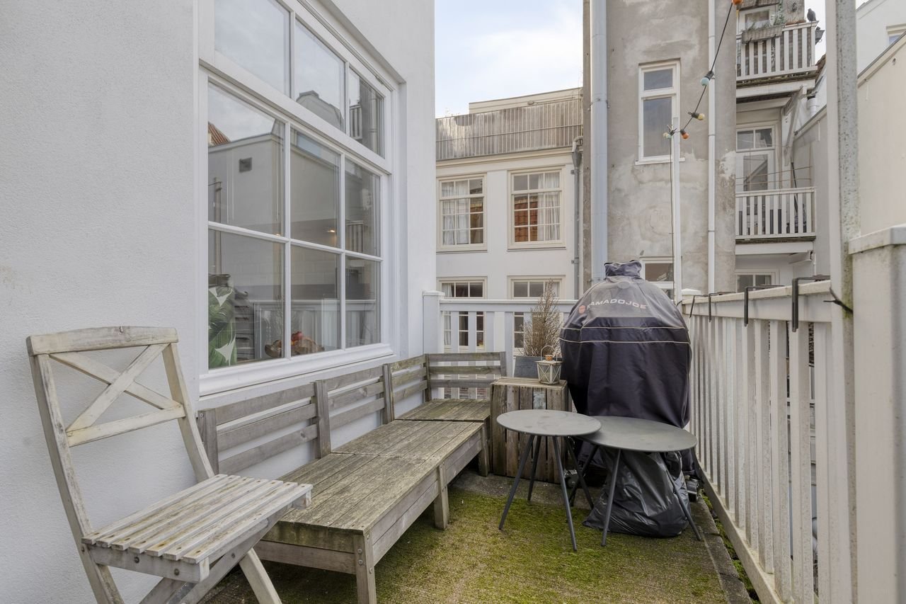 Lichte short-stay met terras in Haarlemmerbuurt - Afbeelding 22