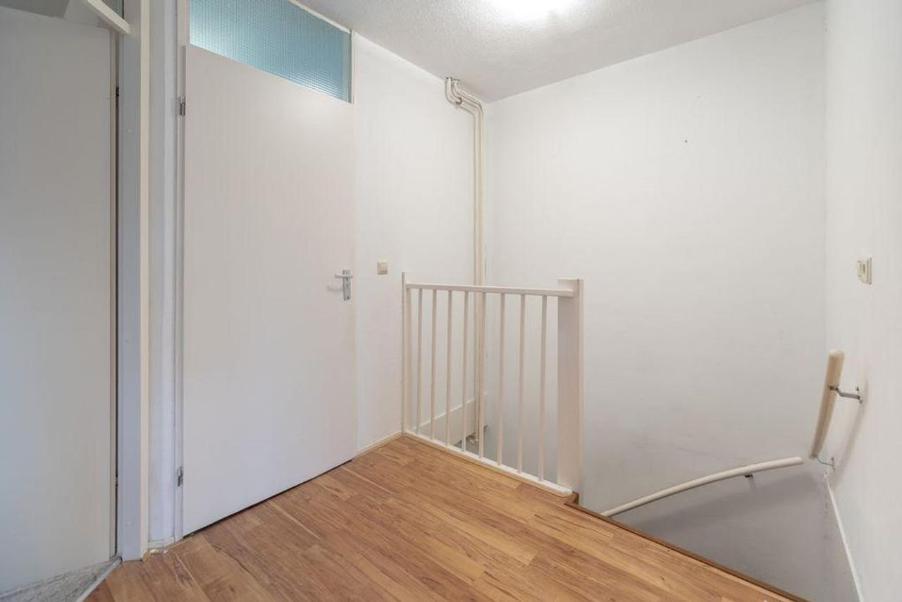 Dwarskapwoning met garage in Muziekwijk - Afbeelding 12