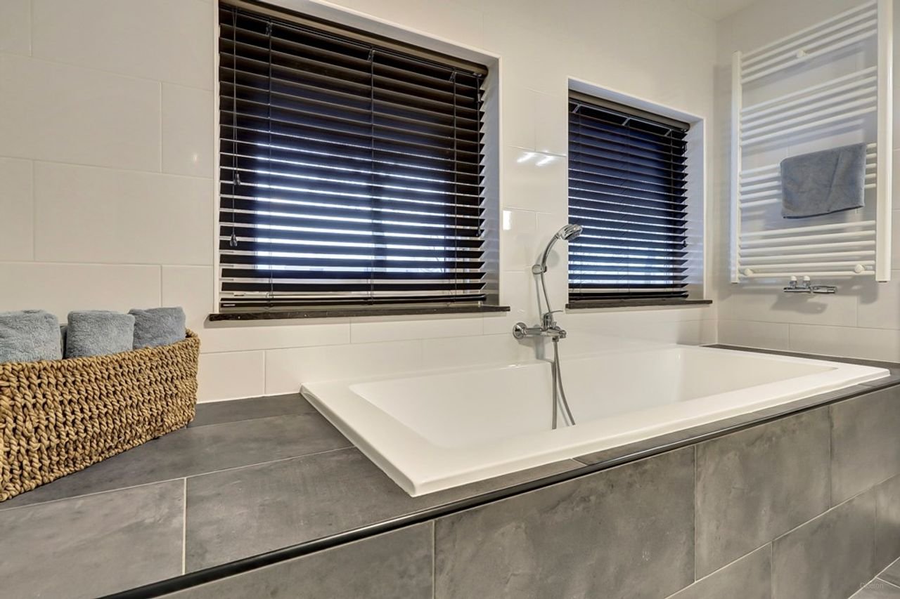 Gemoderniseerde tweekapper in Bladel - Afbeelding 27