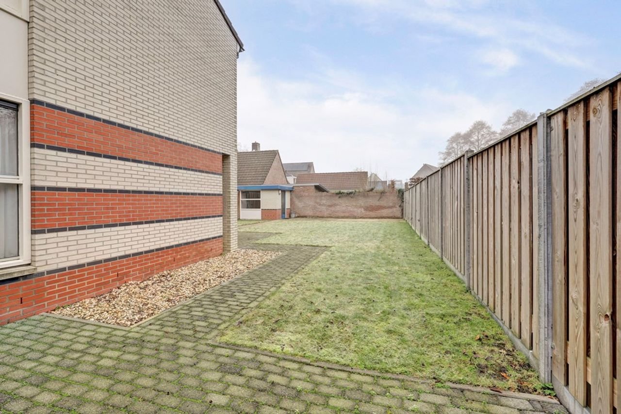 Gemoderniseerde tweekapper in Bladel - Afbeelding 36